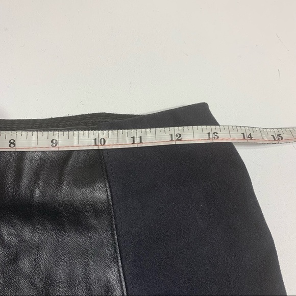 𝅺ZARA M vegan leather front moto leggings - Picture 4 of 6